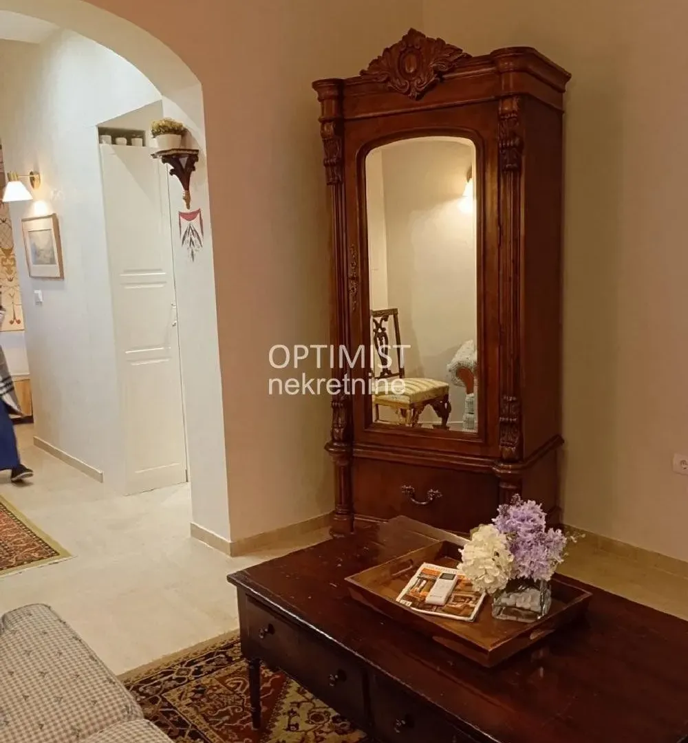 Sale, two bedroom apartment, 41m², Stari Grad, Beograd