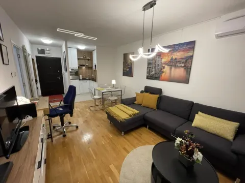 Izdavanje, jednosoban stan, 41m², Novo naselje, Novi Sad - image 4