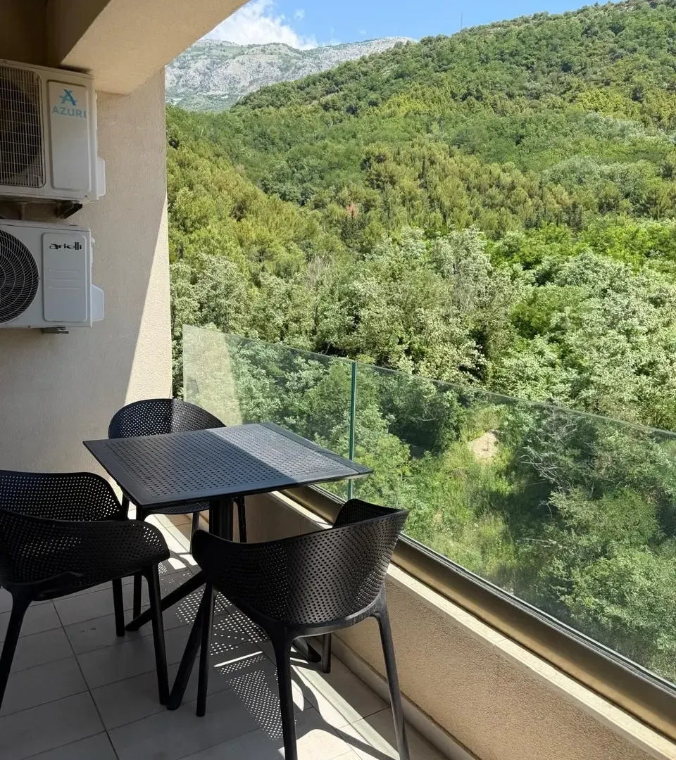 Prodaja, dvosoban stan, 71m², Bečići, Budva