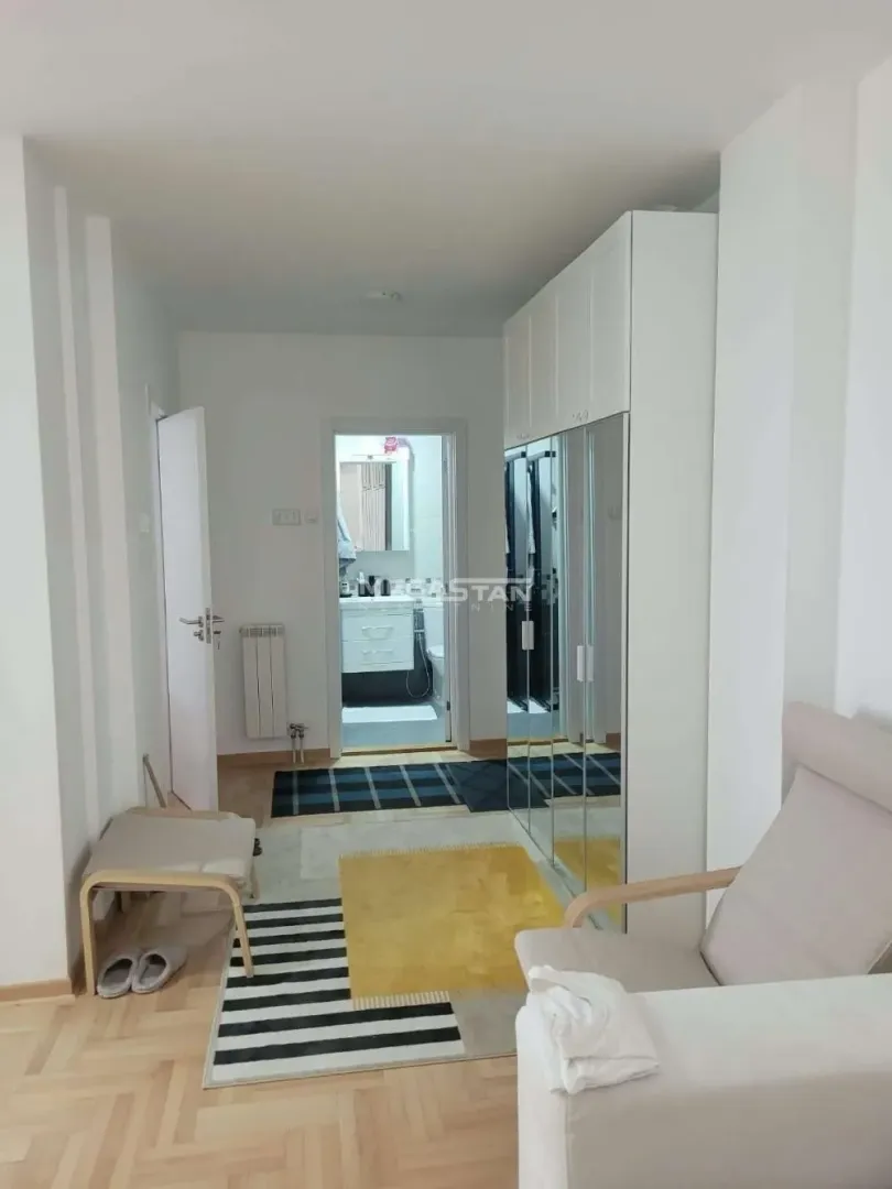Prodaja, jednosoban stan, 48m², Filmski Grad, Beograd