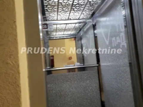 Izdavanje, dvosoban stan, 49m², Zvezdara Sve Podlokacije, Beograd - image 15