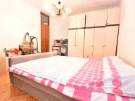 Izdavanje, dvosoban stan, 76m2, Malo Brdo, Podgorica