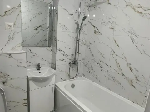 Prodaja, trosoban stan, 93m², Podgorica, Crna Gora - image 10