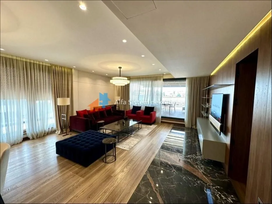 Rent, apartment, 350m², Južni Bulevar, Vračar Sve Podlokacije