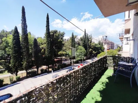 Rent, apartment, 67m², Podgorica, Crna Gora - image 11