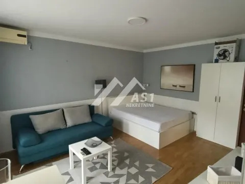 Rent, apartment, 33m², Centar, Novi Sad - image 2