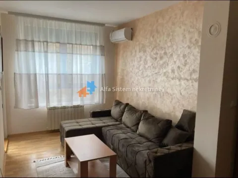 Izdavanje, stan, 40m², Vračar Sve Podlokacije, Beograd - image 1