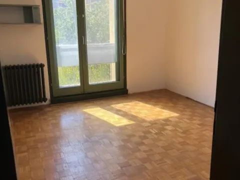 Izdavanje, trosoban stan, 88m², Vidikovački venac, Rakovica - image 13