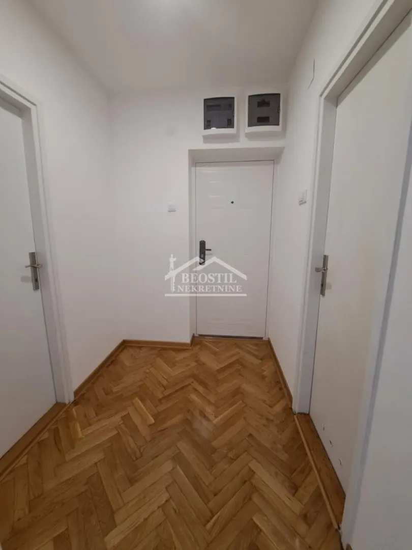 Prodaja, jednosoban stan, 42m², Borča 1, Borča Sve Podlokacije