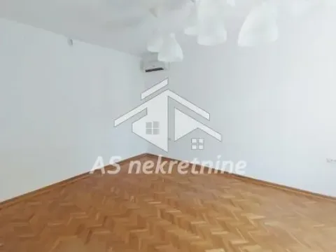 Rent, house, 260m², Neimar, Vračar Sve Podlokacije - image 24