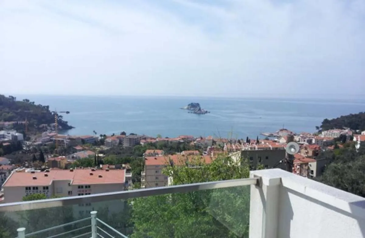 Prodaja, poslovni prostor, 137m², Petrovac, Budva