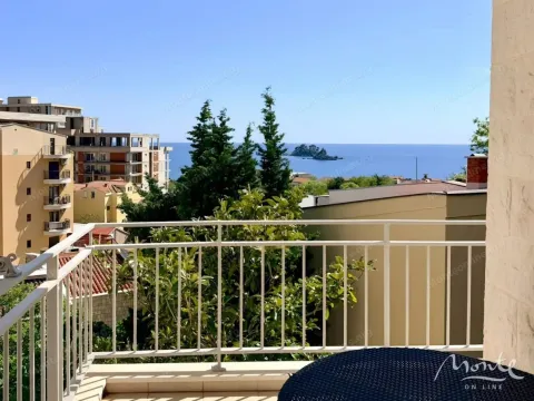Sale, two bedroom apartment, 85m², Petrovac, Budva - image 1