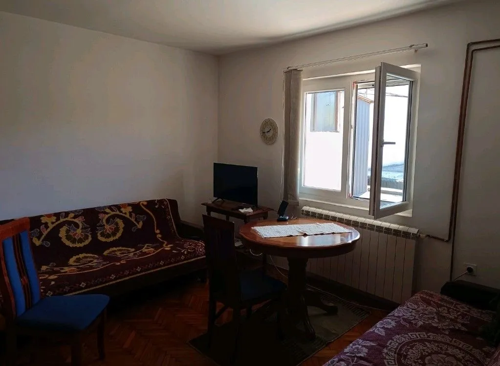 Rent, four bedroom apartment, 120m², Dalmatinska ulica, Podgorica