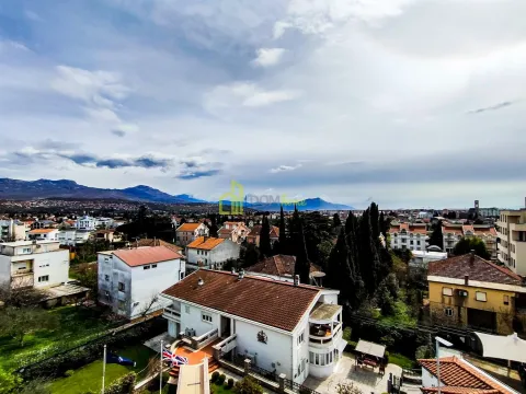 Izdavanje, trosoban stan, 162m², Gorica C, Podgorica - image 19