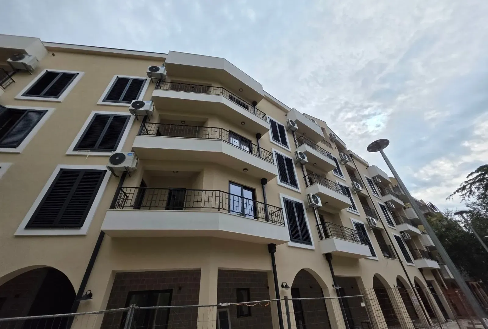 Prodaja, dvosoban stan, 53m², Budva, Crna Gora