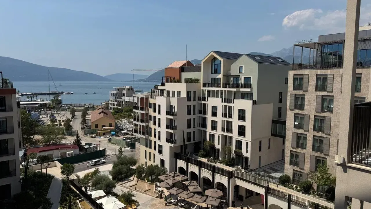 Sale, one bedroom apartment, 75m², Boka Place, Tivat