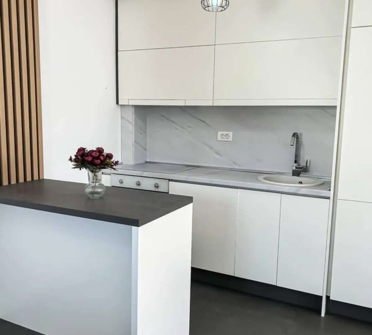 Izdavanje, dvosoban stan, 72m², Donja Lastva, Tivat