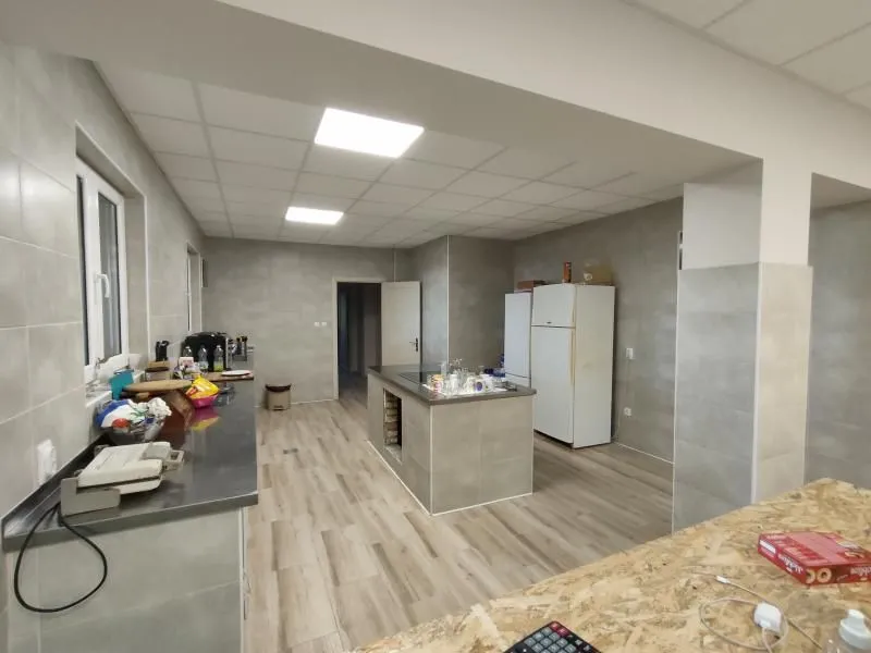 Sale, office space, 850m², Sremska Kamenica, Petrovaradin
