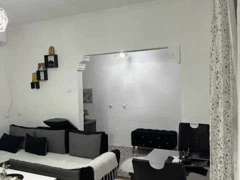 Izdavanje, kuća, 85m², Zagorič, Podgorica - image 4