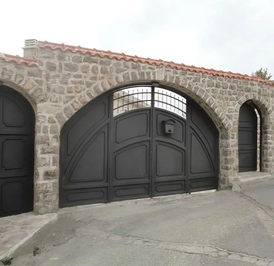 Prodaja, kuća, 243m², Reževići, Budva