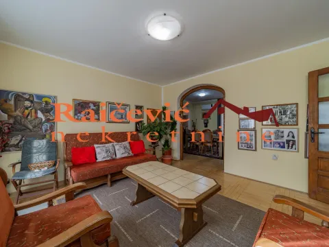 Prodaja, kuća, 263m², Vrnjačka Banja, Srbija - image 2