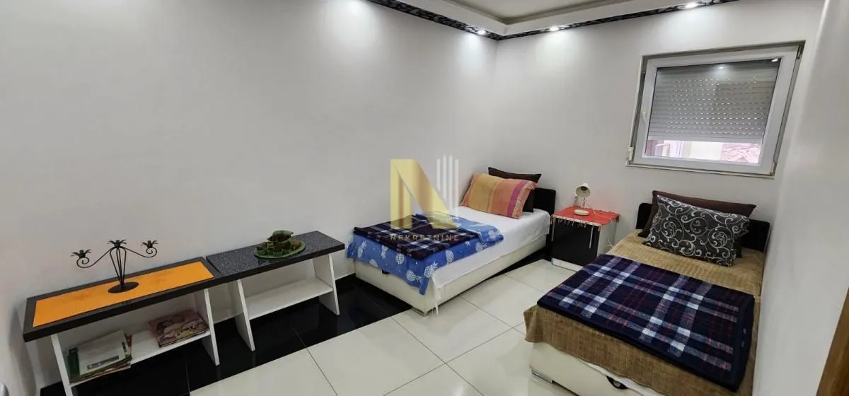 Izdavanje, trosoban stan, 80m², Petrovaradin, Novi Sad