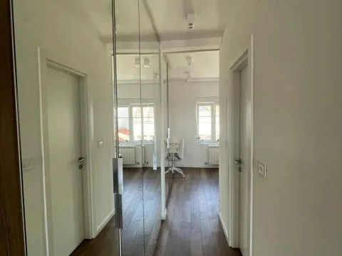 Izdavanje, dvosoban stan, 55m², Vračar Hram, Vračar Sve Podlokacije - image 11