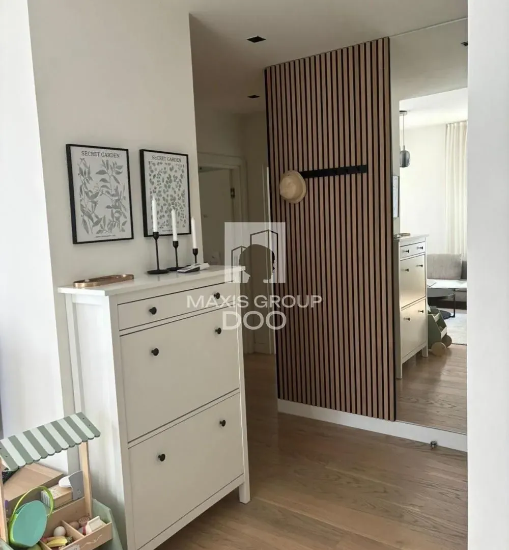 Sale, two bedroom apartment, 69m², Savski Venac, Beograd