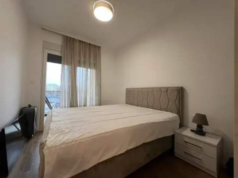 Izdavanje, jednosoban stan, 44m², Pobrežje, Podgorica - image 5