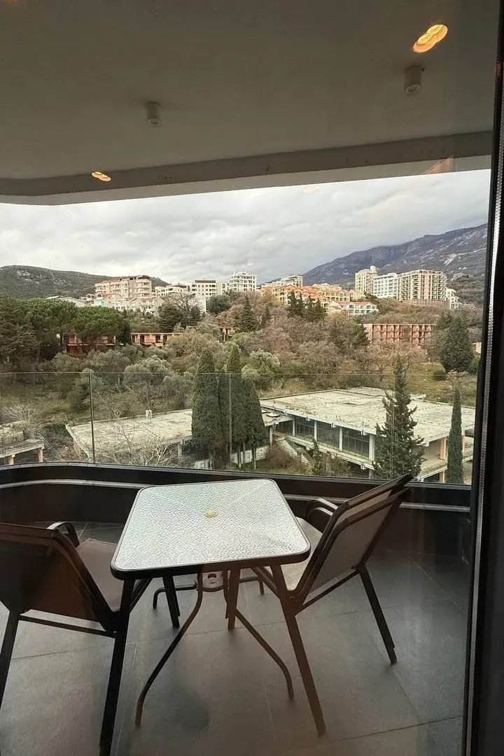 Sale, one bedroom apartment, 45m², Bečići, Budva