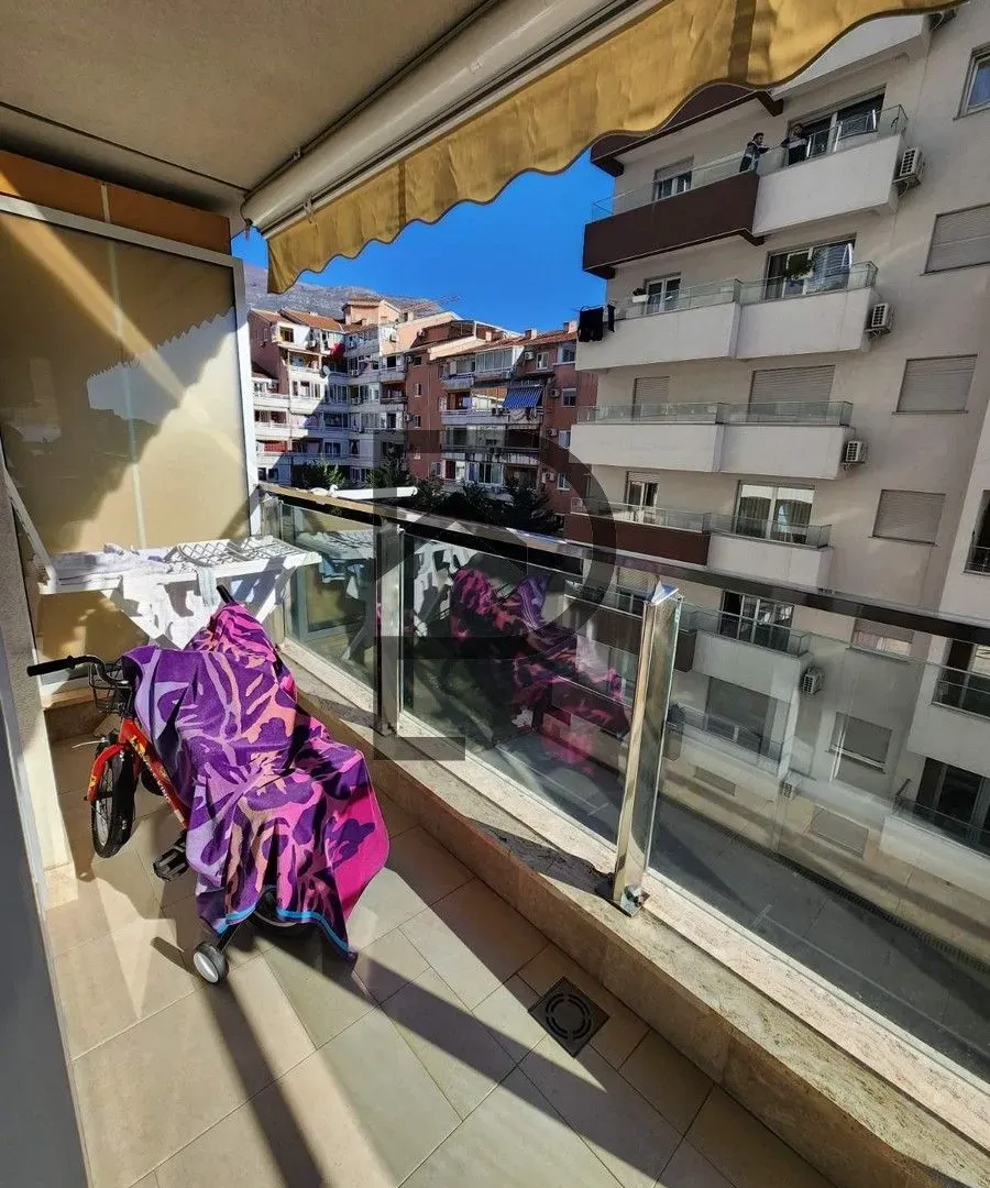 Prodaja, dvosoban stan, 80m², Rozino, Budva
