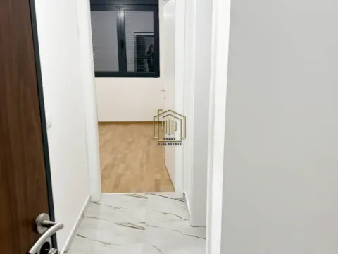 Sale, one bedroom apartment, 37m², Bečići, Budva - image 3