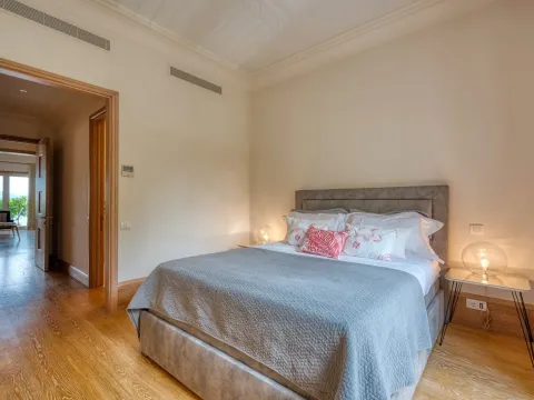 Prodaja, dvosoban stan, 138m², Tivat, Crna Gora - image 10