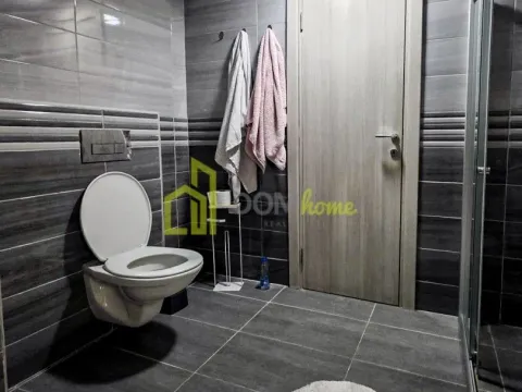Sale, four bedroom apartment, 160m², Stari Aerodrom, Podgorica - image 21