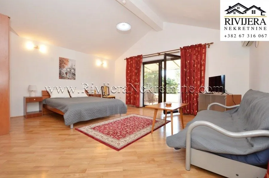 Prodaja, kuća, 241m², Đenovići, Herceg Novi