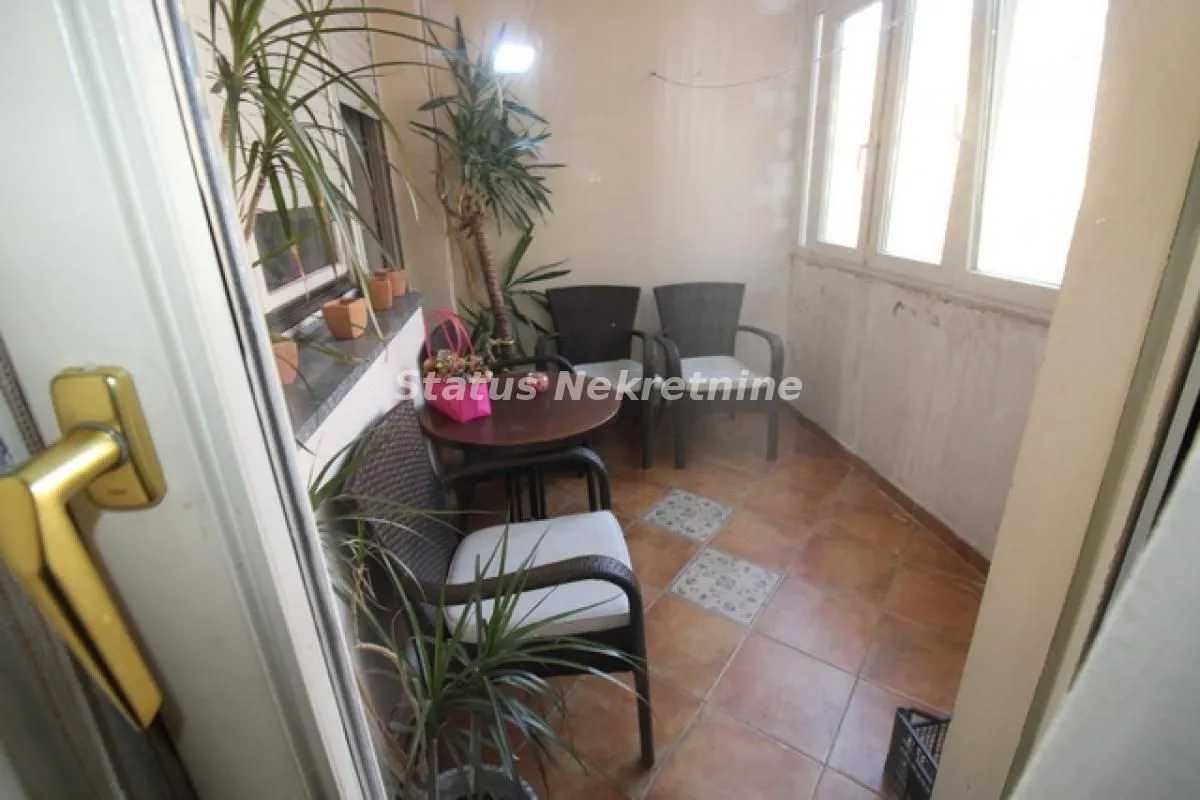 Prodaja, trosoban stan, 91m², Grbavica, Novi Sad Sve Podlokacije