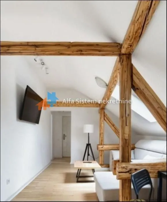 Izdavanje, stan, 45m², Stari Grad, Beograd