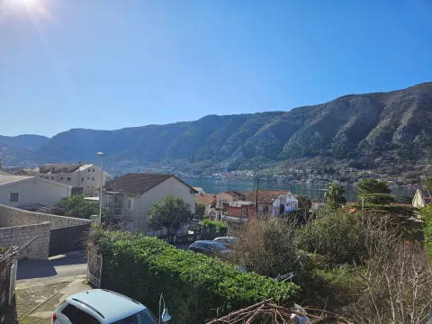 Rent, house, 200m², Dobrota, Kotor - image 4