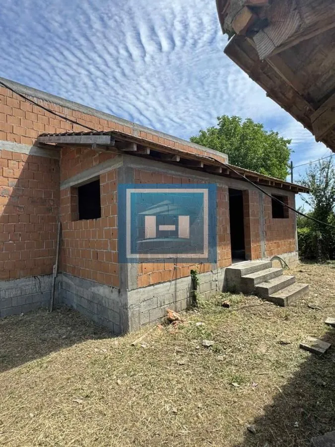 Sale, office space, 900m², Despotovac, Srbija