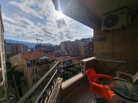 Izdavanje, jednosoban stan, 38m², Budva, Crna Gora - image 3