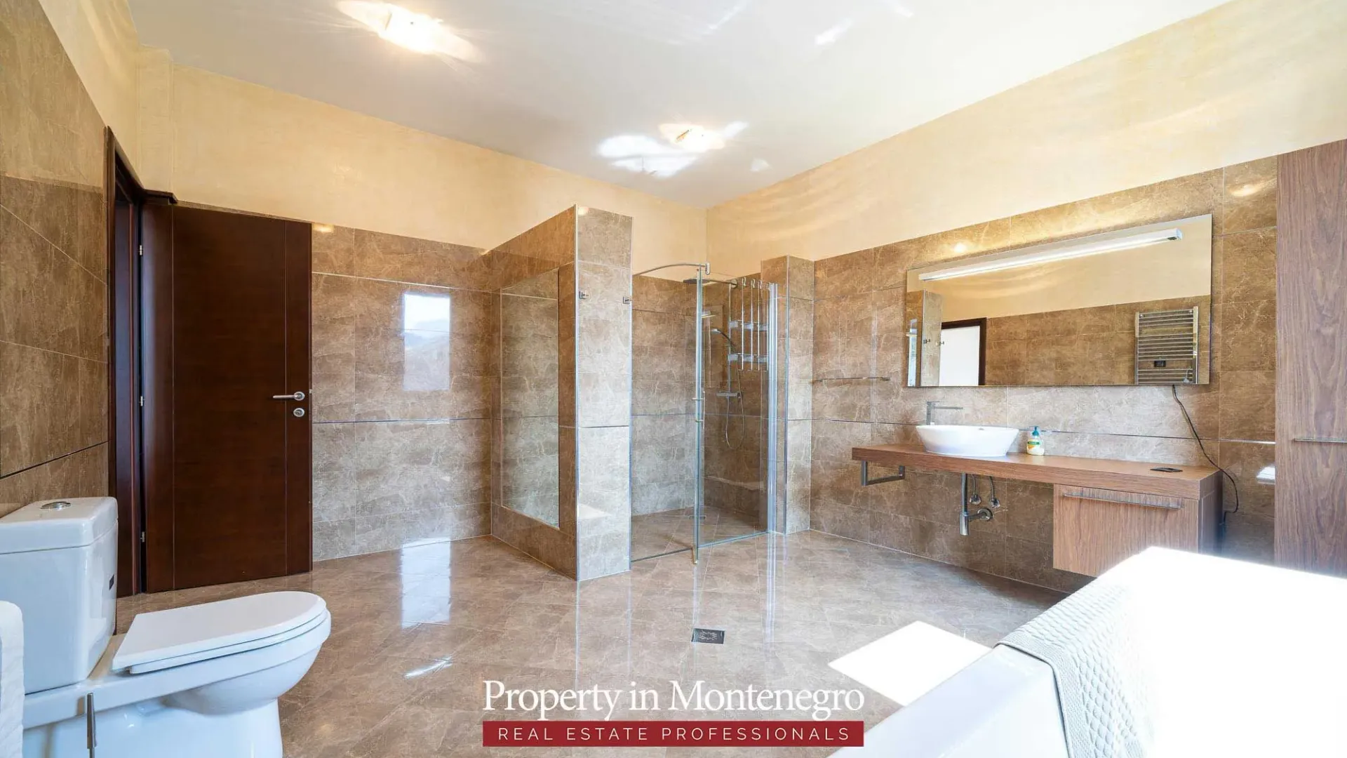 Sale, house, 971m², Petrovac, Budva
