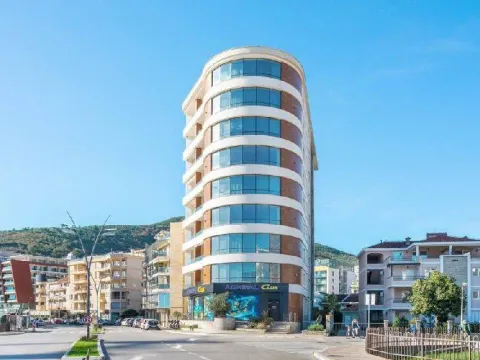 Rent, two bedroom apartment, 138m², Centar, Budva - image 1