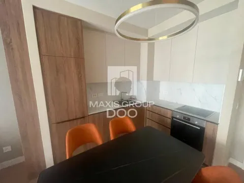 Izdavanje, trosoban stan, 72m², Savski Venac, Beograd - image 4