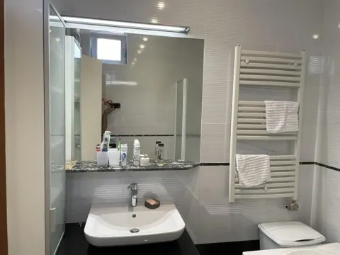 Izdavanje, četvorosoban stan, 118m², Vračar Hram, Vračar Sve Podlokacije - image 18