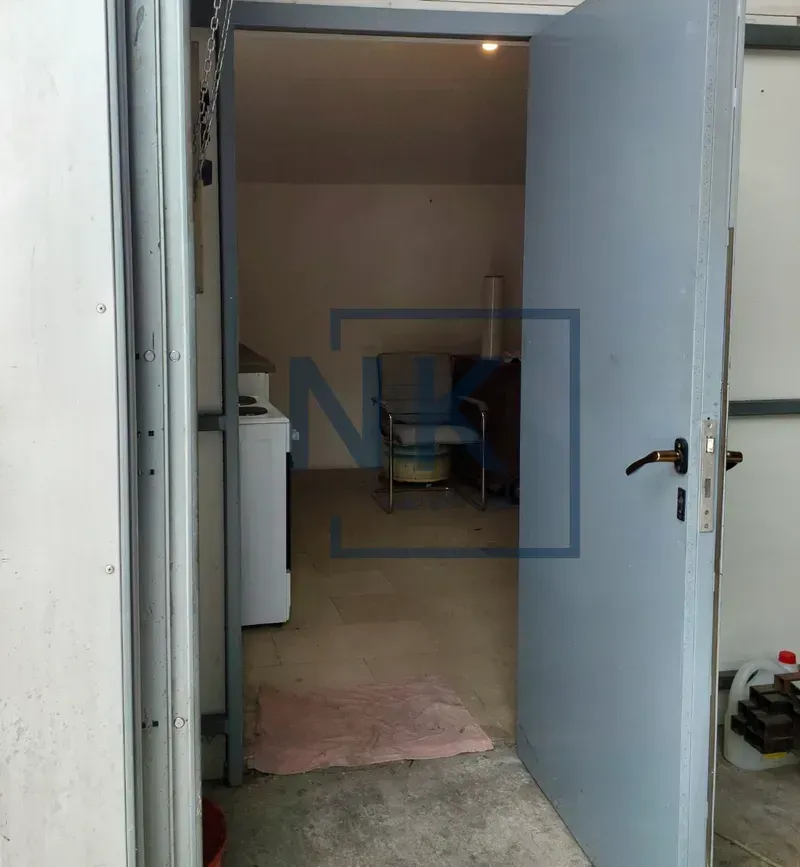 Rent, office space, 370m², Bioče, Podgorica