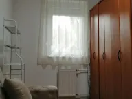 Izdavanje, trosoban stan, 50m², Centar, Novi Sad - image 5