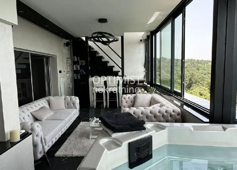 Prodaja, stan, 138m², Skojevsko Naselje, Beograd