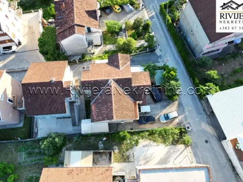Prodaja, kuća, 340m², Centar, Tivat - image 8