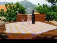 Rent, house, 150m², Kostanjica, Kotor - image 11