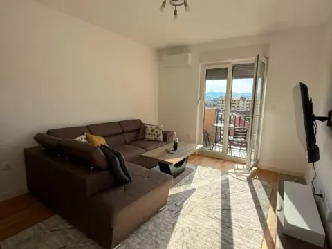 Rent, one bedroom apartment, 45m², Stari Aerodrom, Podgorica - image 2